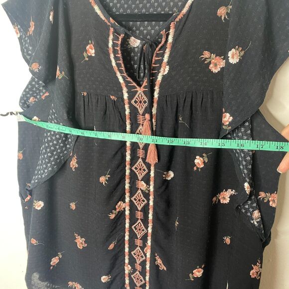 Lovestitch Black Pink White Floral Aztec Front Tie Side Ruffle Sleeveless Top SM - Picture 11 of 11